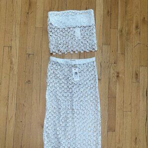 Glassons White Floral Crochet Set